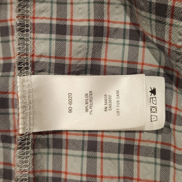 CABELA'S Guidewear Gray & Red Plaid Button-Up Shirt - Picture 10 of 11